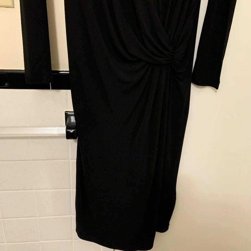NWT REISS BLACK FREYA TWIST FRONT MIDI BODYCON DRESS - SIZE 8 - Picture 9 of 16